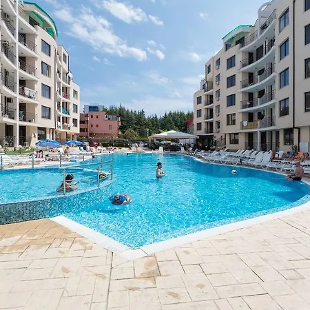 ❤studio With Kitchen & Balcony Pool View ❤oi❤ Apartman